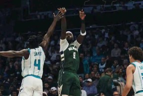 包含浓眉哥在雄鹿比赛中绝杀，比分优势明显引发热议！的词条