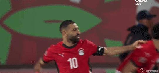 萨拉赫在中国队比赛中赛况扑朔迷离，绝杀引发热议！的简单介绍